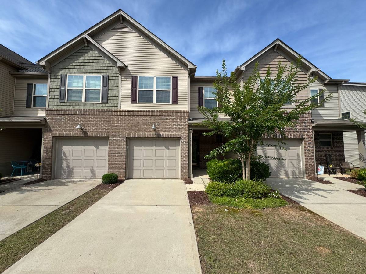Townhouse for rent at 4011 Black Walnut Way, Fort Mill, SC 29707