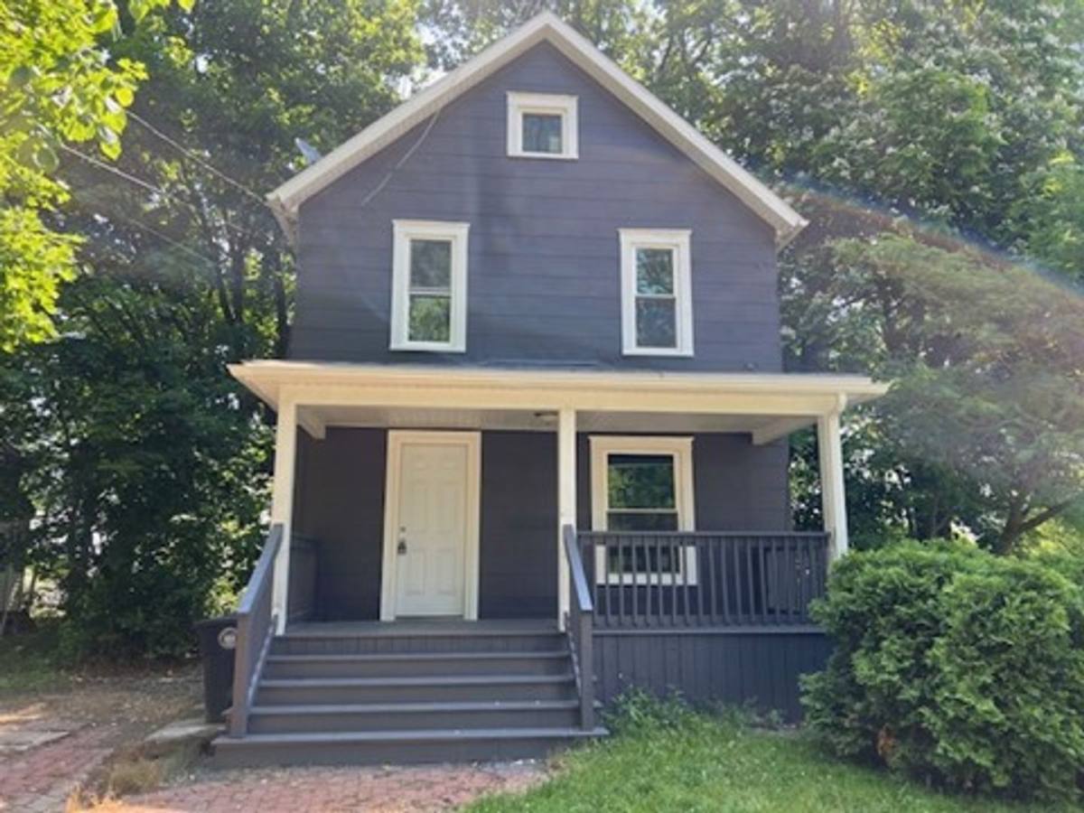 House for rent at 353 Talbot Ave, Akron, OH 44306