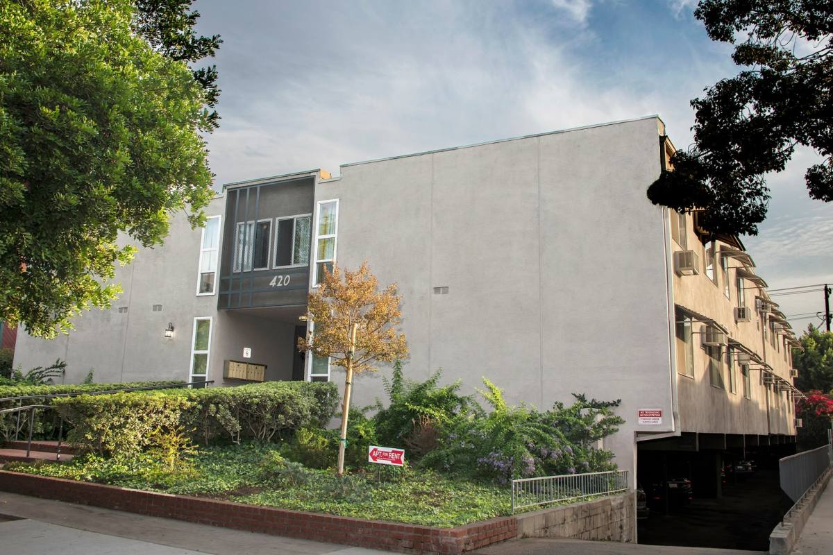 Apartment for rent at 420 Burchett St, Glendale, CA 91203