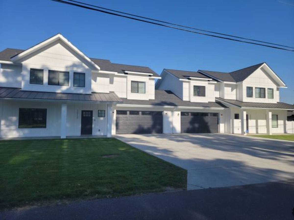 Apartment for rent at 12110 N Freya St, Mead, WA 99021