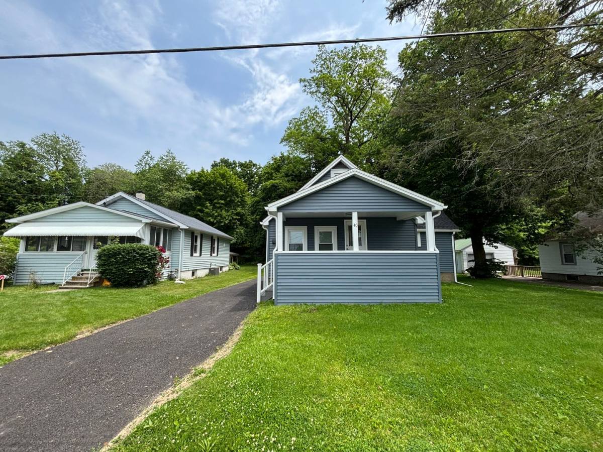 House for rent at 40 N Brookside Dr, Endicott, NY 13760