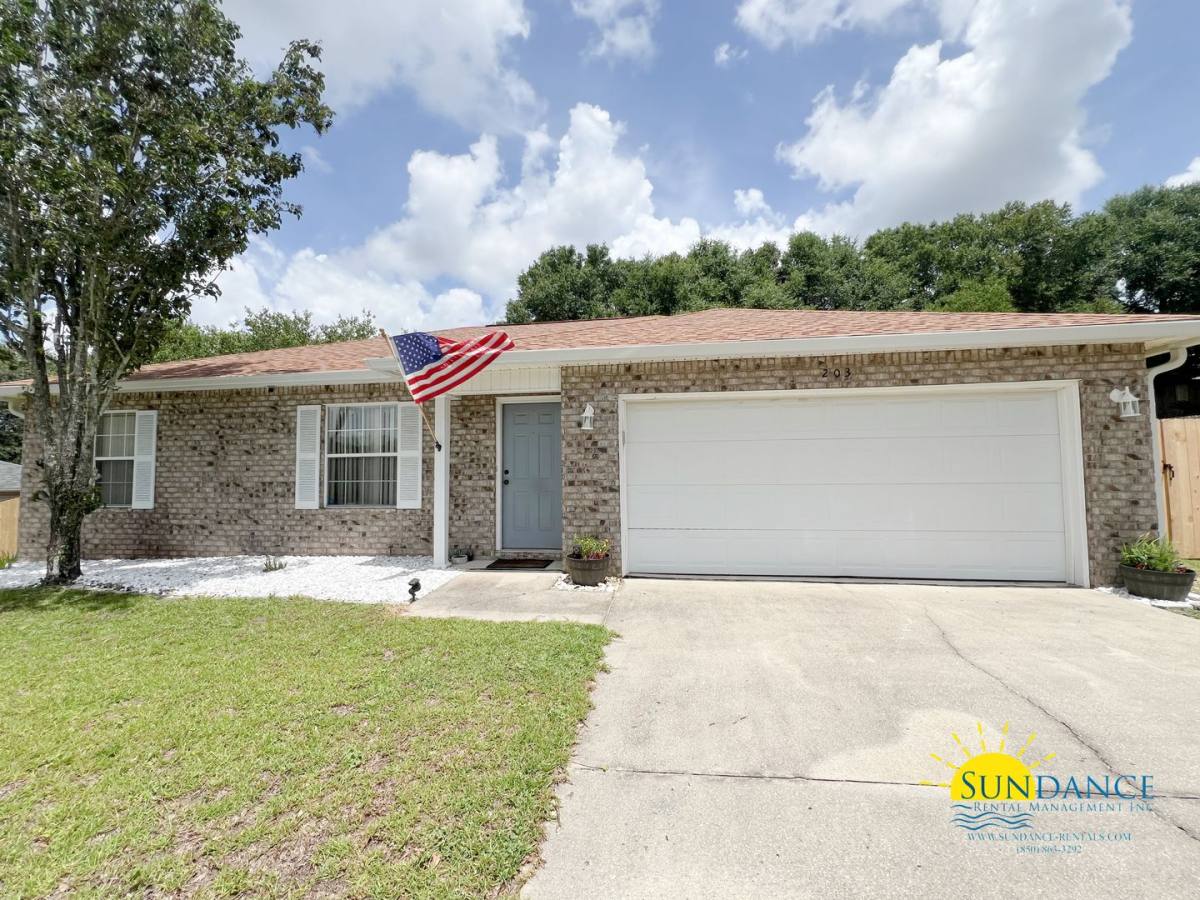 House for rent at 203 Cabana Way, Crestview, FL 32536