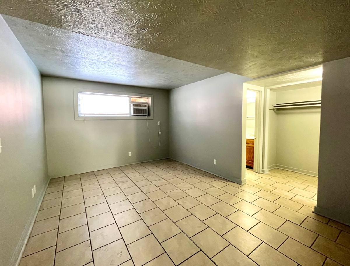 Apartment for rent at 4602-4608 Redman Ave, Omaha, NE 68104