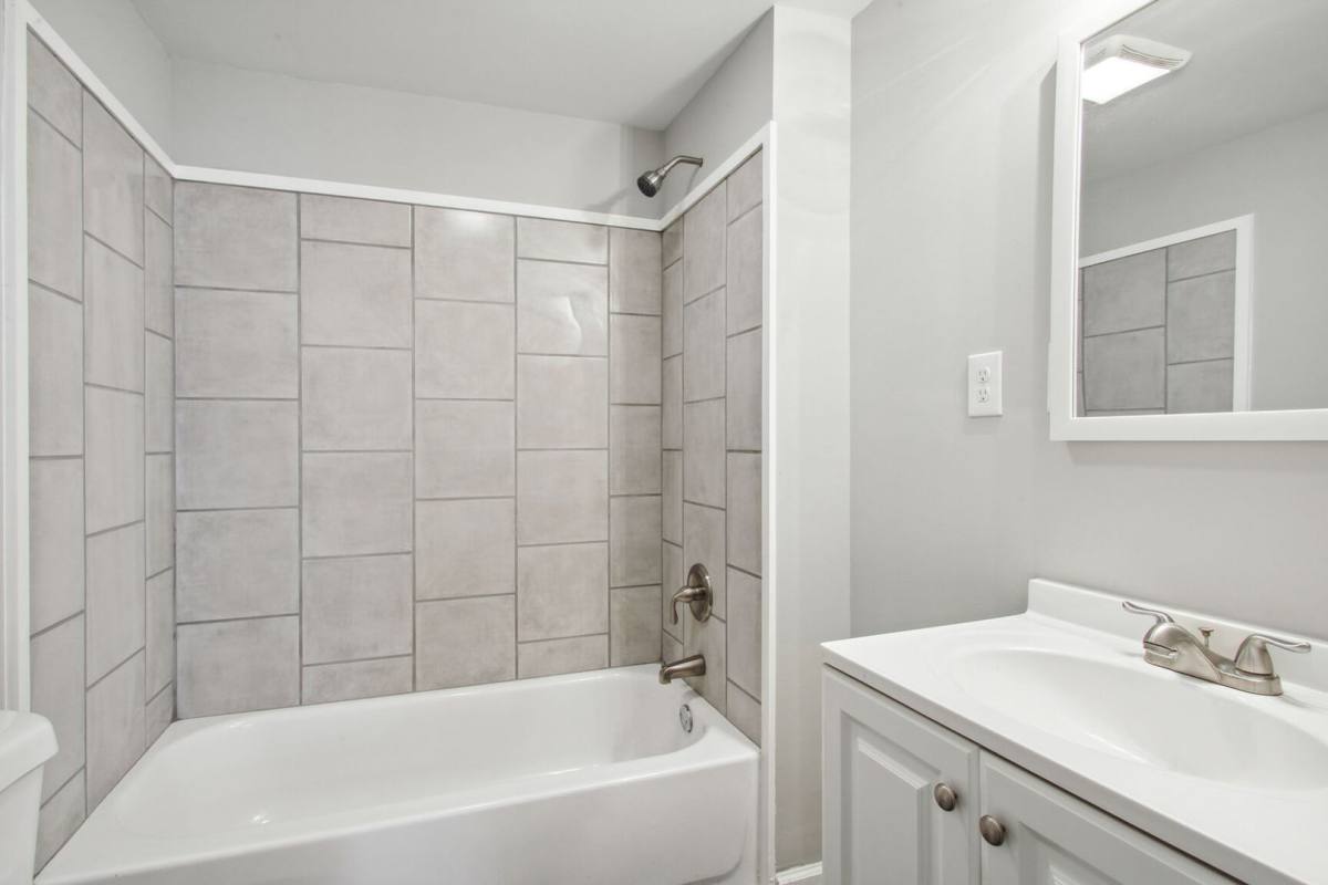 House for rent at 1001 Treat Ave, Savannah, GA 31404