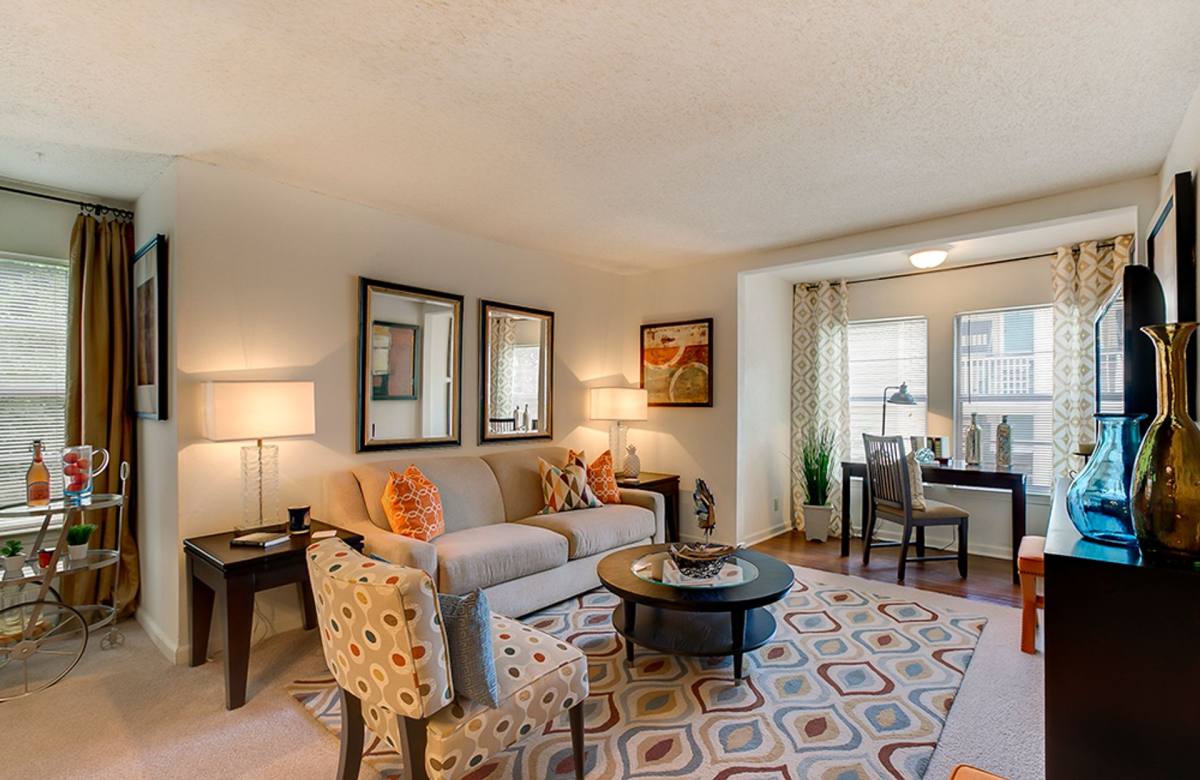 Apartment for rent at 4520 Williams Blvd, Kenner, LA 70065