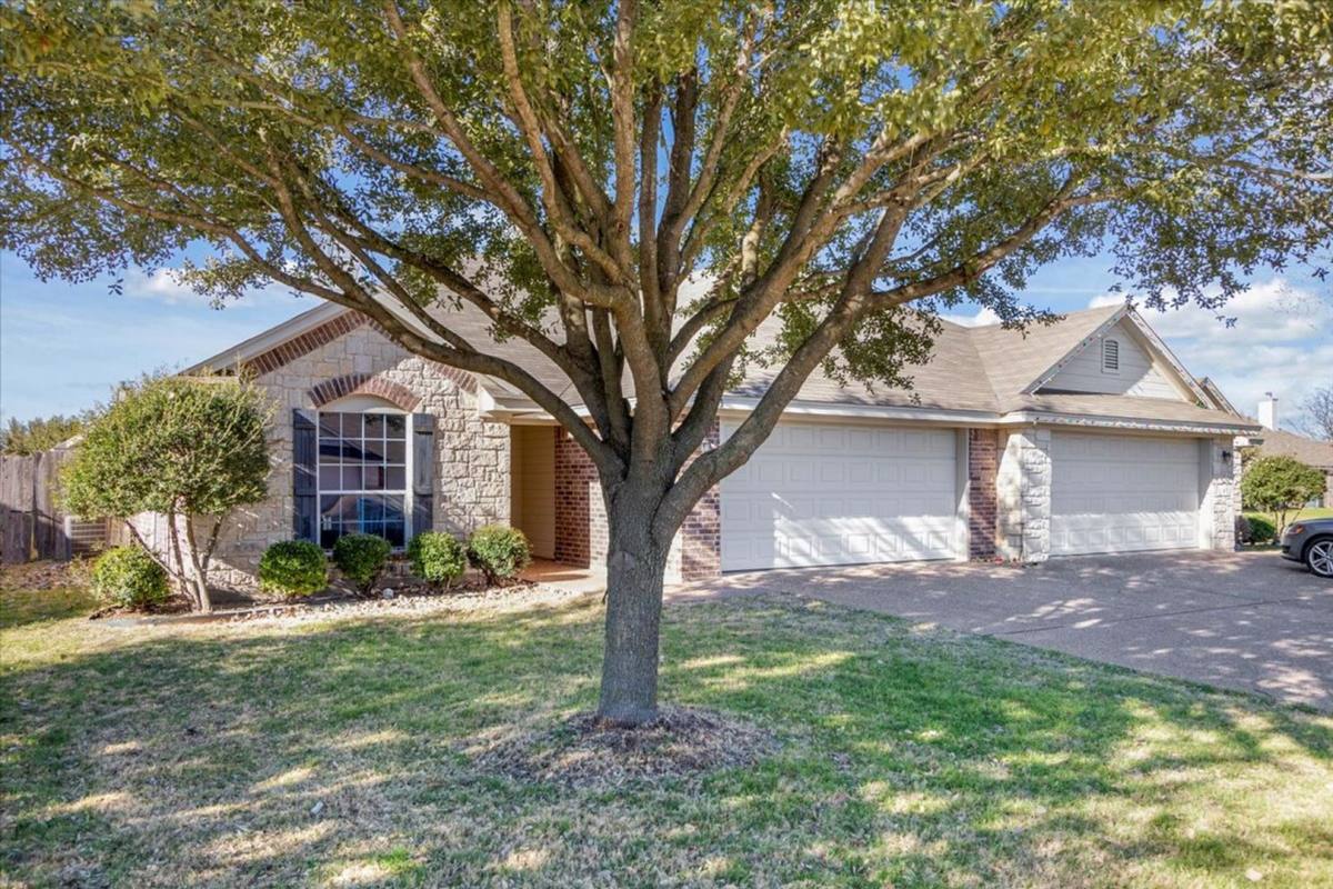 House for rent at 601 Park Hill Circle, Hewitt, TX 76643