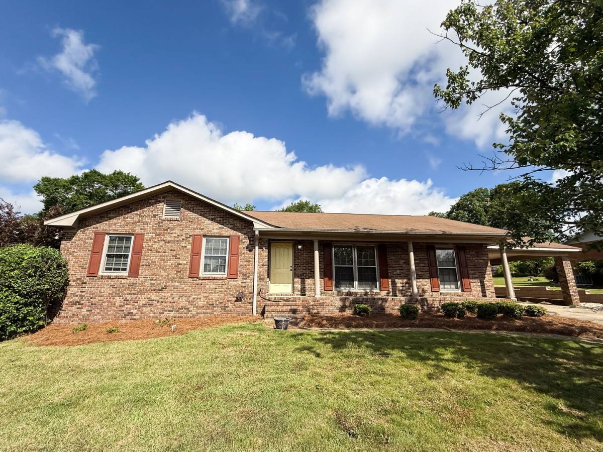 House for rent at 3907 25th Ave, Phenix City, AL 36867