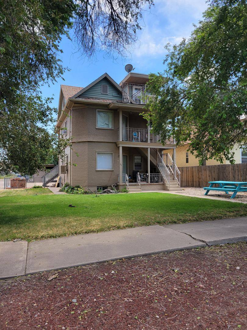 Apartment for rent at 37 Carlile Place, Pueblo, CO 81005