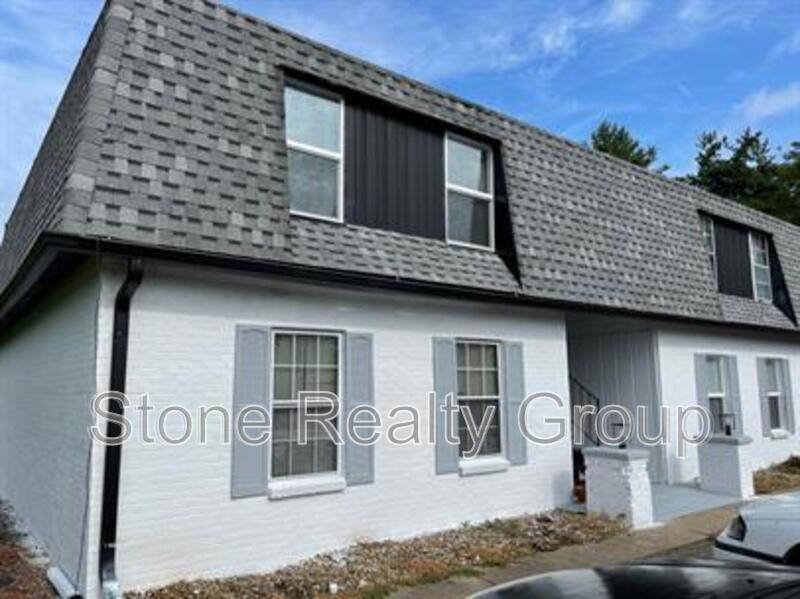 Apartment for rent at 245 N Kibby St #22, Clinton, IN 47842