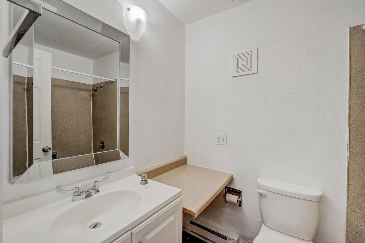 Apartment for rent at 10012 4th Ave W, Everett, WA 98204