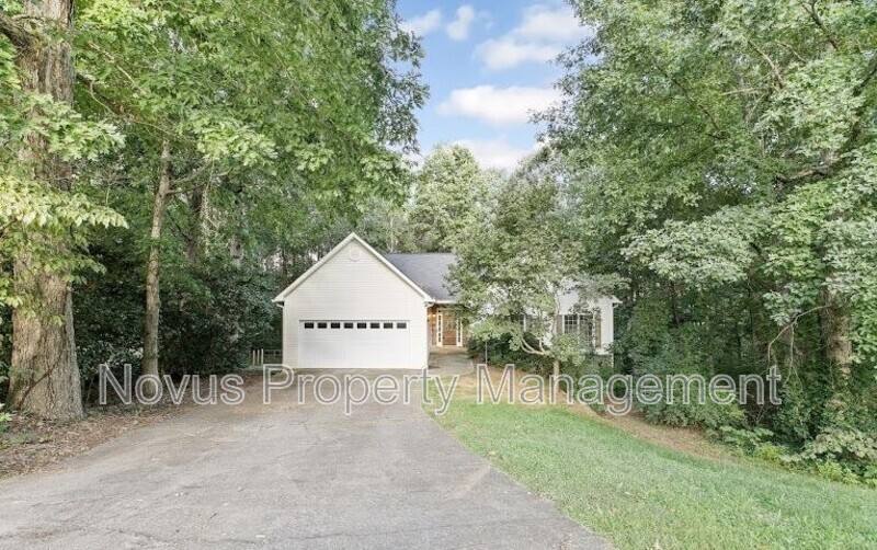 House for rent at 61 Mulberry Place, Douglasville, GA 30134