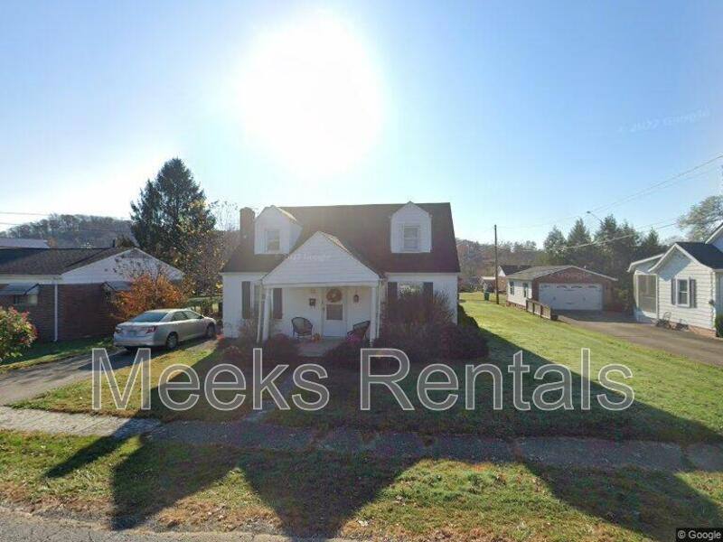 House for rent at 2755 5th St, Hurricane, WV 25526