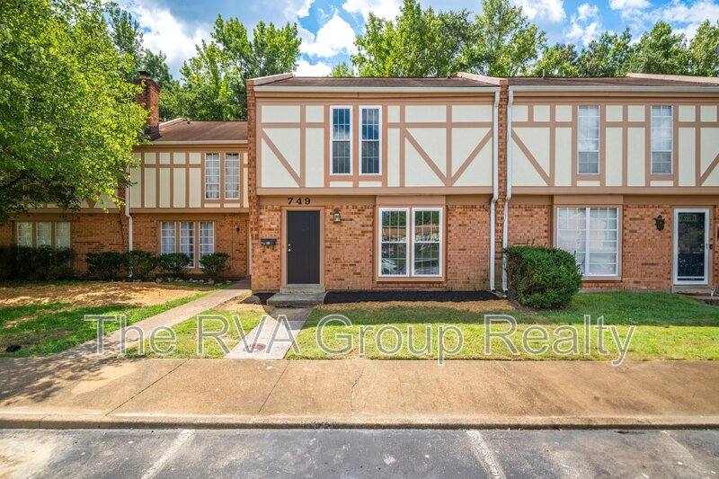 Townhouse for rent at 749 Pleasant St, Henrico, VA 23075