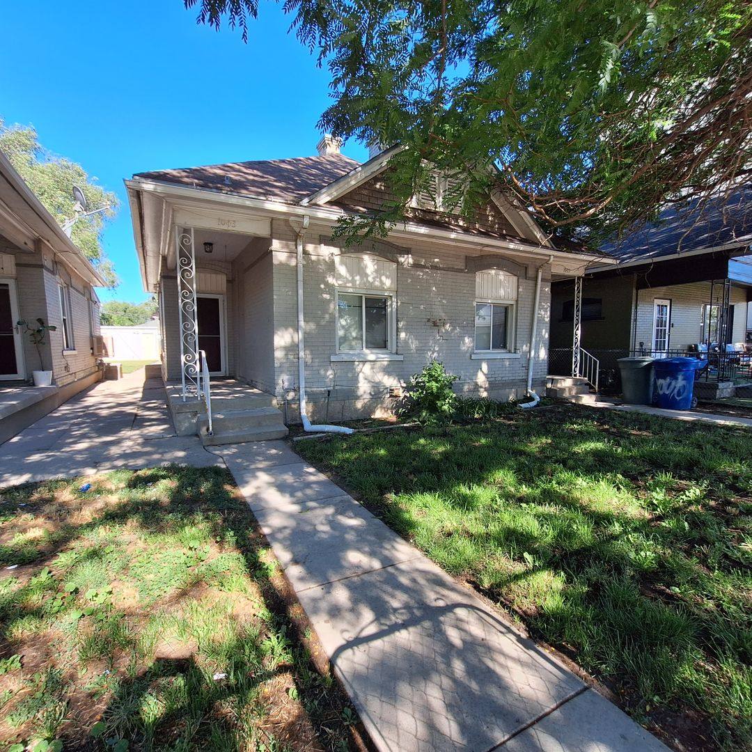 Apartment for rent at 1039-1045 S 200 W, Salt Lake City, UT 84101