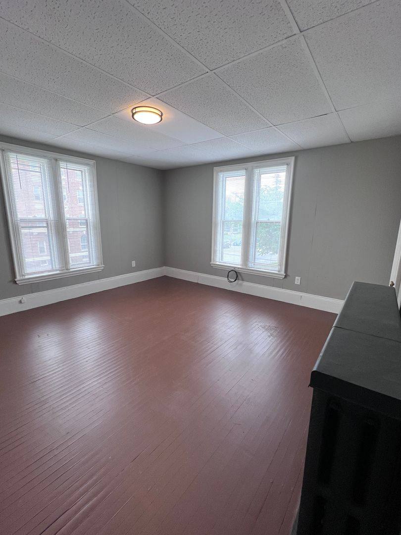 Apartment for rent at 88 Elm St, Waterville, ME 04901