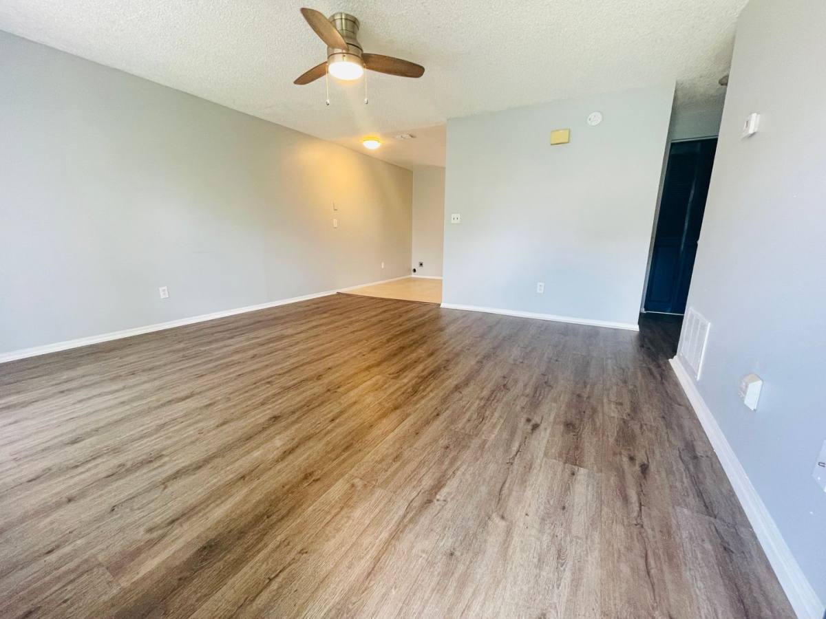Apartment for rent at 4480 76th Ave N, Pinellas Park, FL 33781
