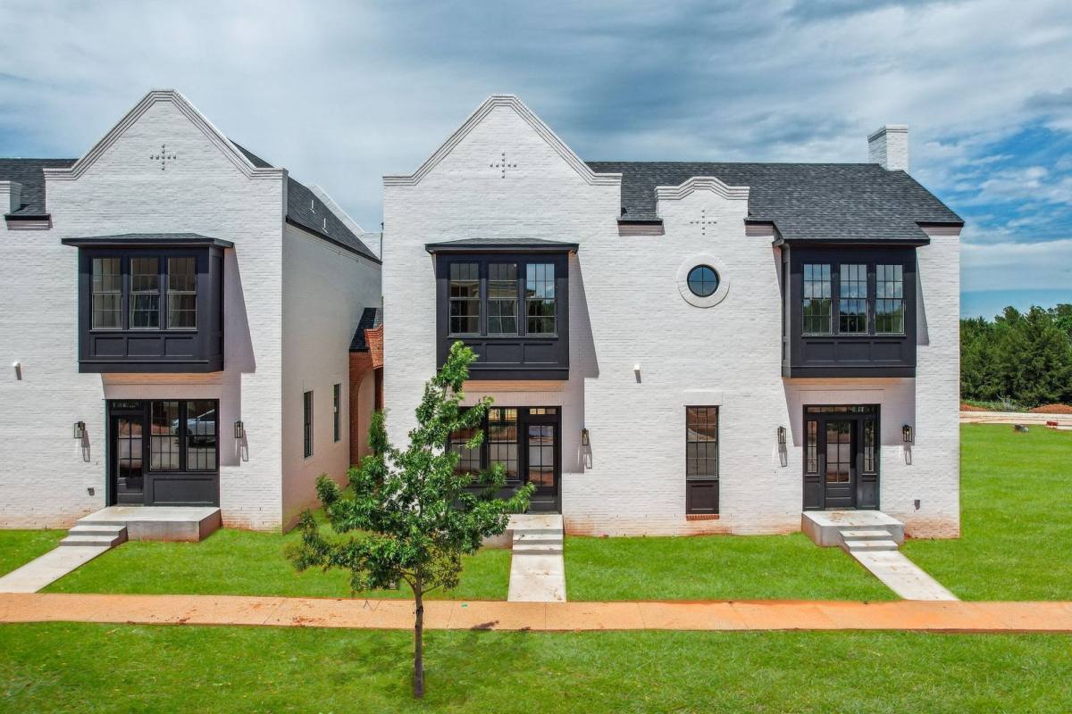 Townhouse for rent at 18829 Selah Way, Norman, OK 73072