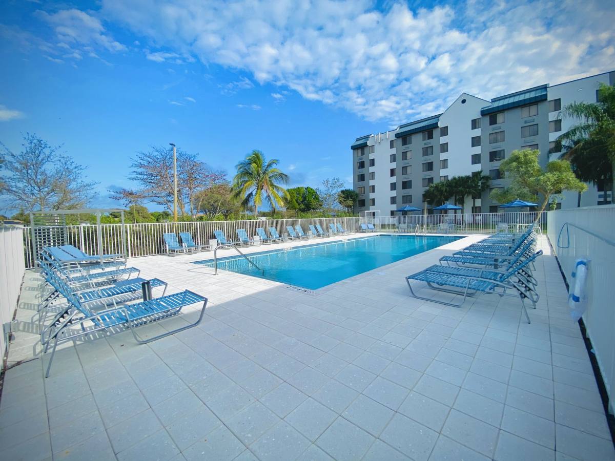 Apartment for rent at 2210 N Australian Ave, West Palm Beach, FL 33407