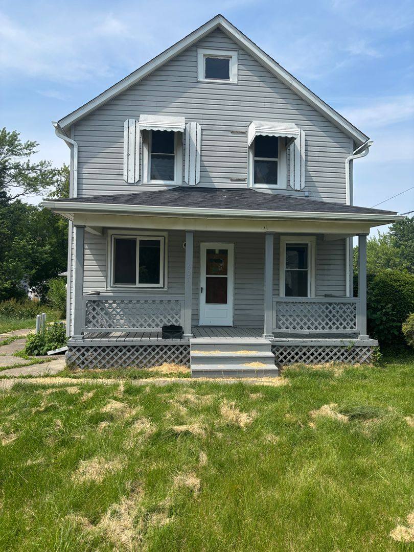 House for rent at 607 E 34th St, Lorain, OH 44055