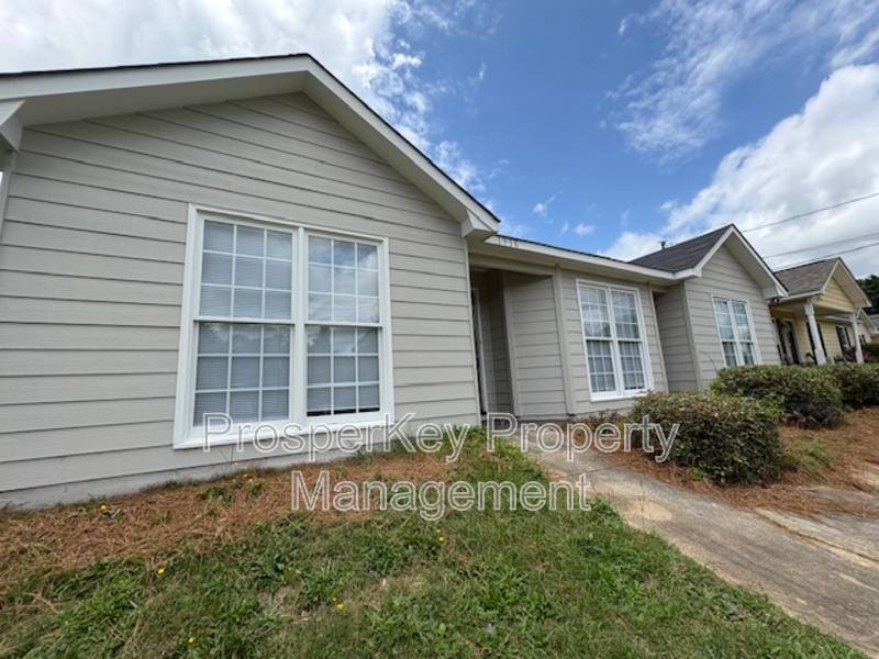 House for rent at 1938 Knowles Rd, Phenix City, AL 36869
