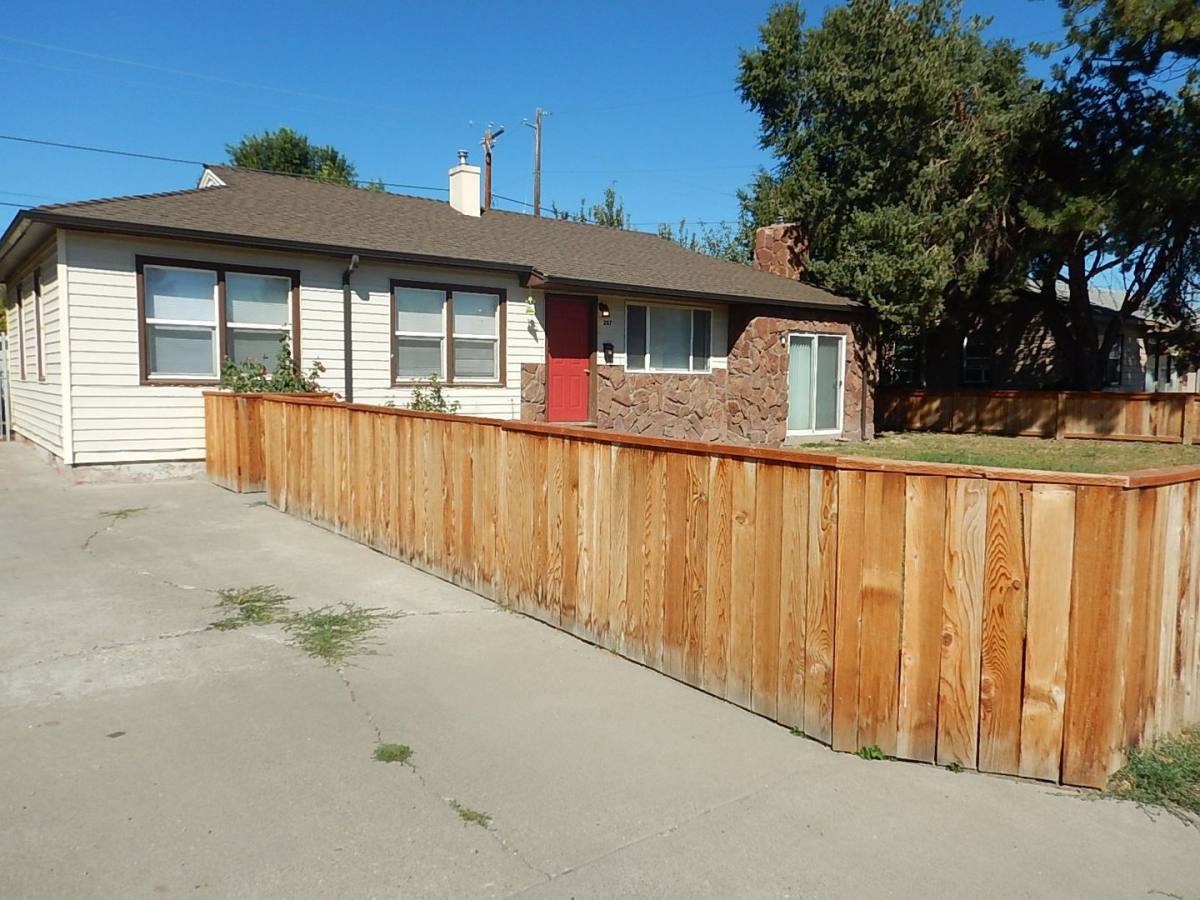 House for rent at 207 SW Ewen, Prineville, OR 97754