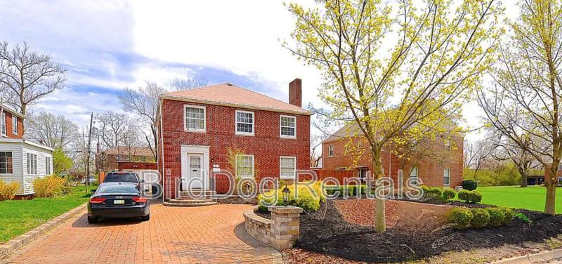 Apartment for rent at 1810 Ashland Ave #B, Columbus, OH 43212