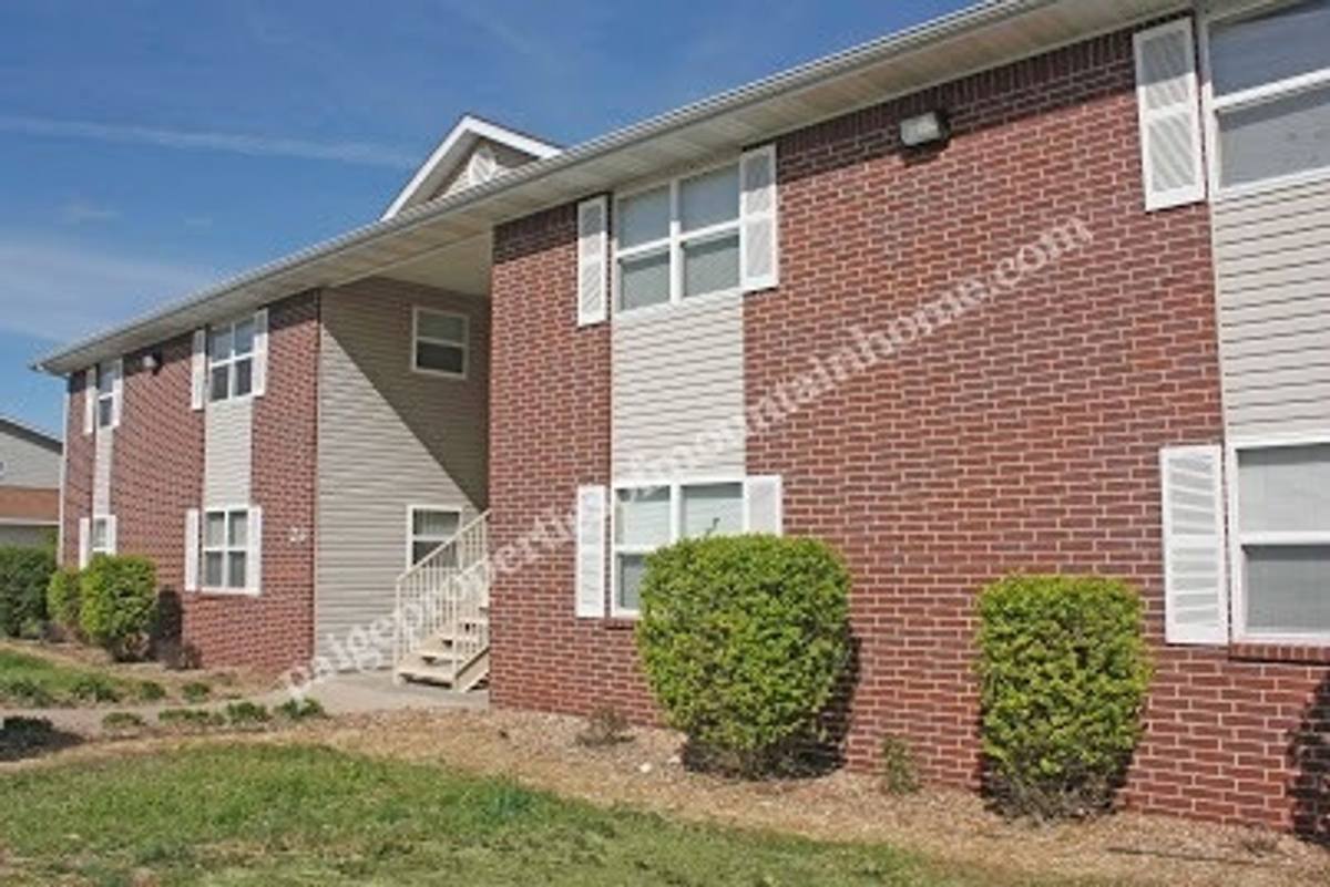 Apartment for rent at 63 N Star Circle, Mountain Home, AR 72653