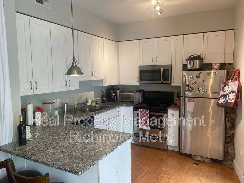 Apartment for rent at 2028 W Cary St #3, Richmond, VA 23220