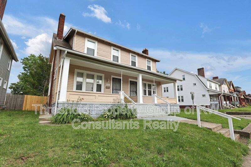 Apartment for rent at 1126-1128 S Ohio Ave, Columbus, OH 43206