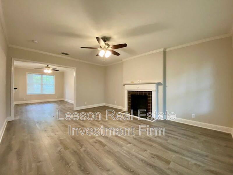 Apartment for rent at 2721 Fairfield Ave 2723, Shreveport, LA 71104
