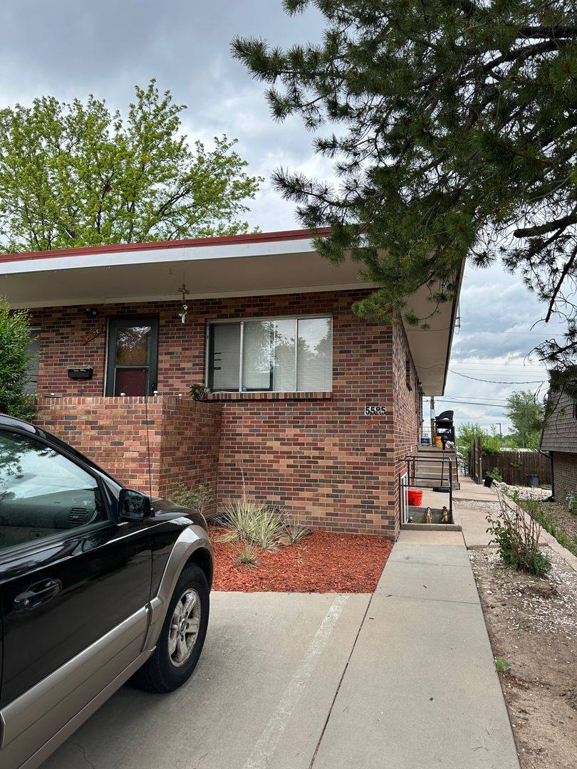 Apartment for rent at 5583-5589 S Sherman Cr, Littleton, CO 80121