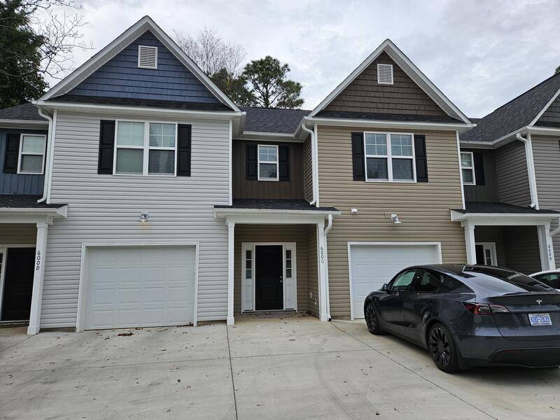 Townhouse for rent at 600 Roxie Ave #C, Fayetteville, NC 28304