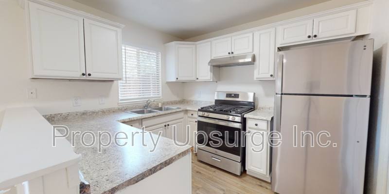 Townhouse for rent at 3360 Magnums Way #1, Redding, CA 96003