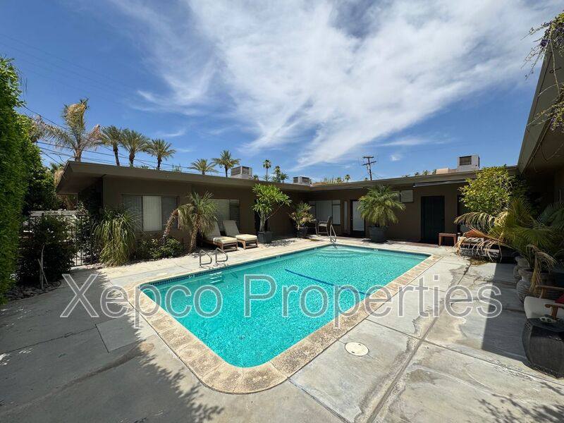 House for rent at 430 Avenida Ortega, Palm Springs, CA 92264