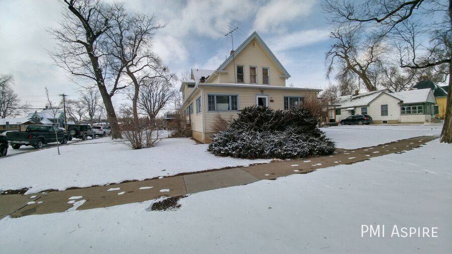 Apartment for rent at 603 Emery St #5, Longmont, CO 80501