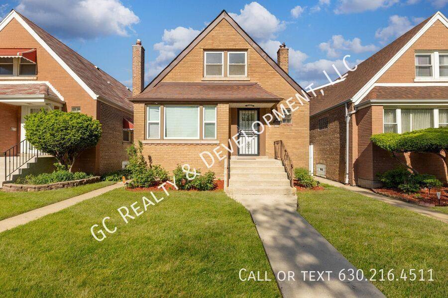 House for rent at 8620 S Winchester Ave, Chicago, IL 60620