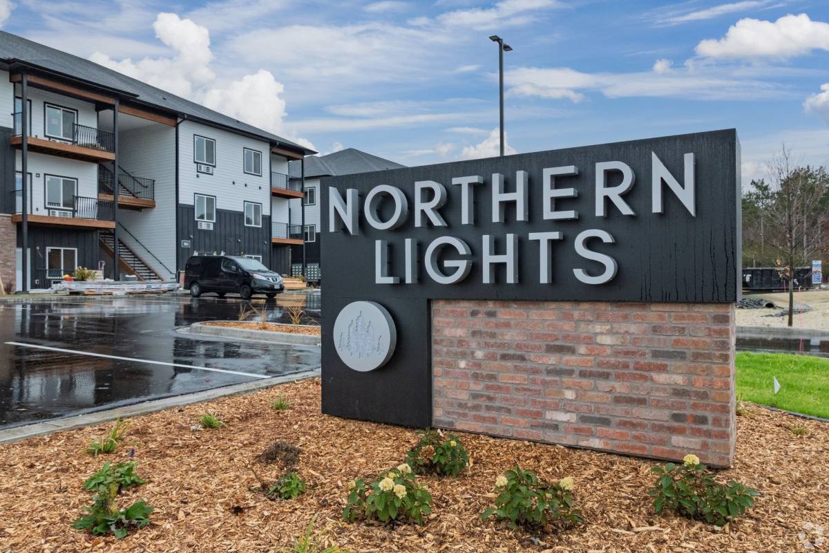 Apartment for rent at Northern Lights, 387 Chippewa Mall Dr, Chippewa Falls, WI 54729