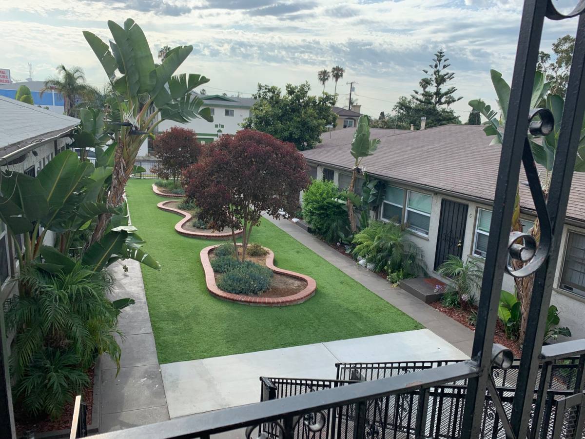 Apartment for rent at 1775-1785 Orizaba Ave, Long Beach, CA 90804