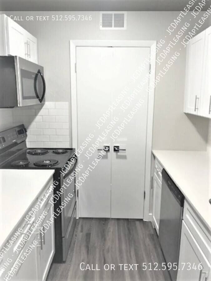 Apartment for rent at 2121 Dickson Dr #127, Austin, TX 78704