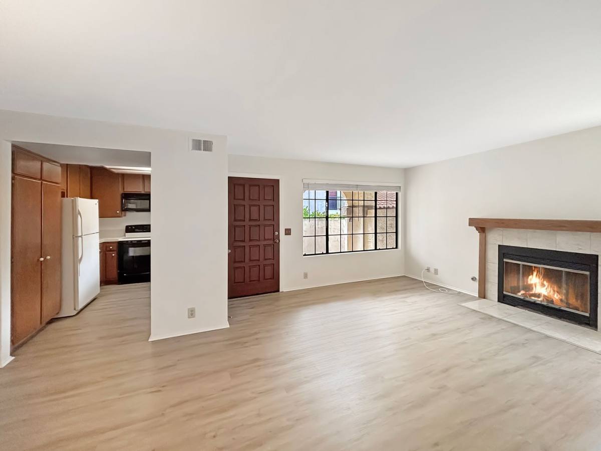 7644 Palmilla Dr, San Diego, CA 92122