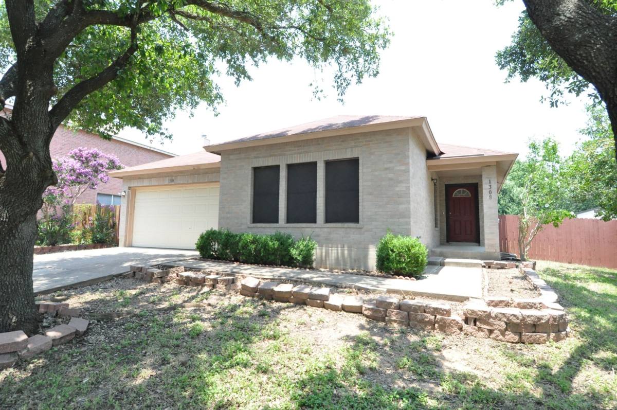 House for rent at 1308 Dexford Dr, Austin, TX 78753