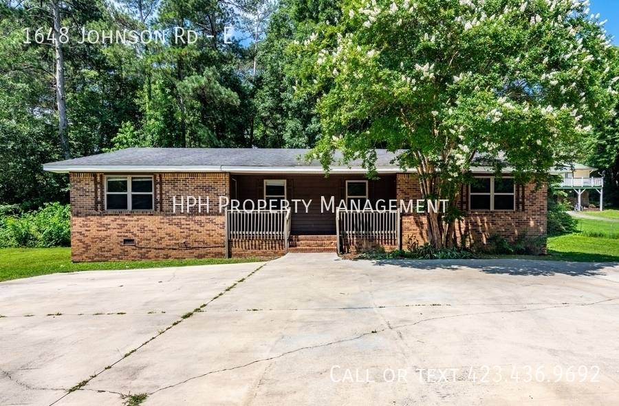 Apartment for rent at 1648 Johnson Rd E, Chickamauga, GA 30707