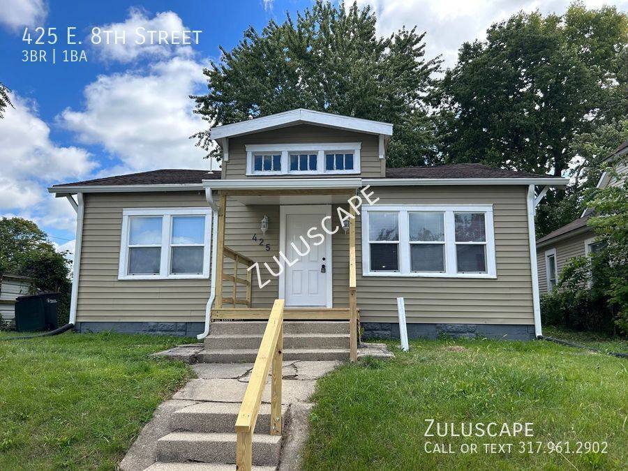 House for rent at 425 E 8th St, Muncie, IN 47302