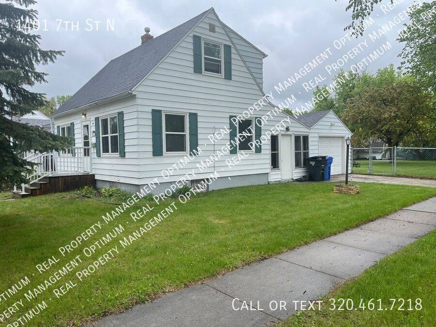 House for rent at 1401 7th St N, Fargo, ND 58102