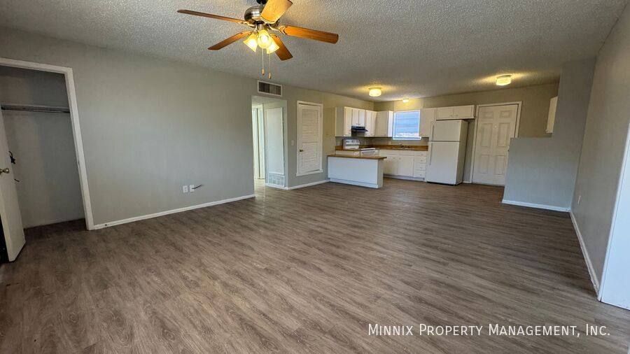 Apartment for rent at 2500 W 16th St #A, Plainview, TX 79072