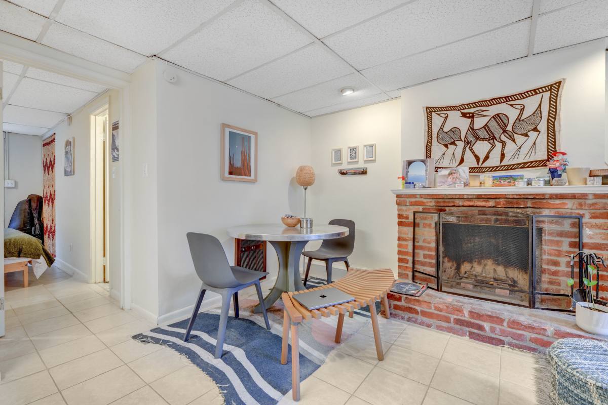 House for rent at 1536 Swann St NW, Washington, DC 20009