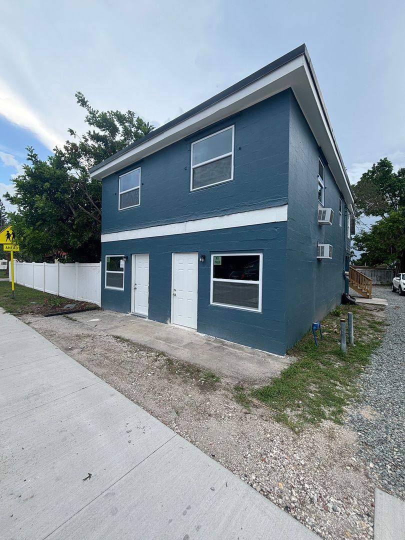 Apartment for rent at 3791 58th Ave N, Saint Petersburg, FL 33714