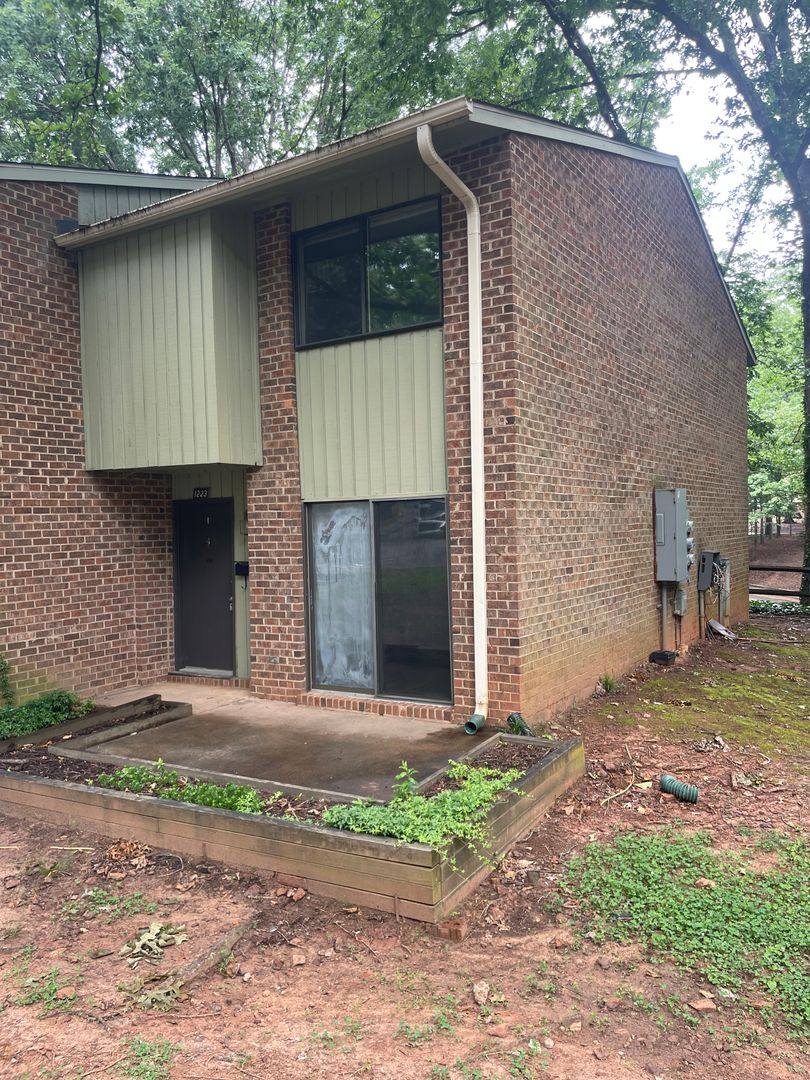 Townhouse for rent at 1223 Teakwood Place, Raleigh, NC 27606