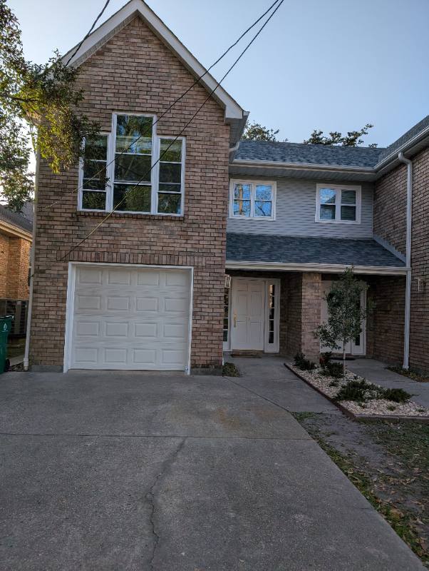 Townhouse for rent at 218 Phosphor Ave, Metairie, LA 70005
