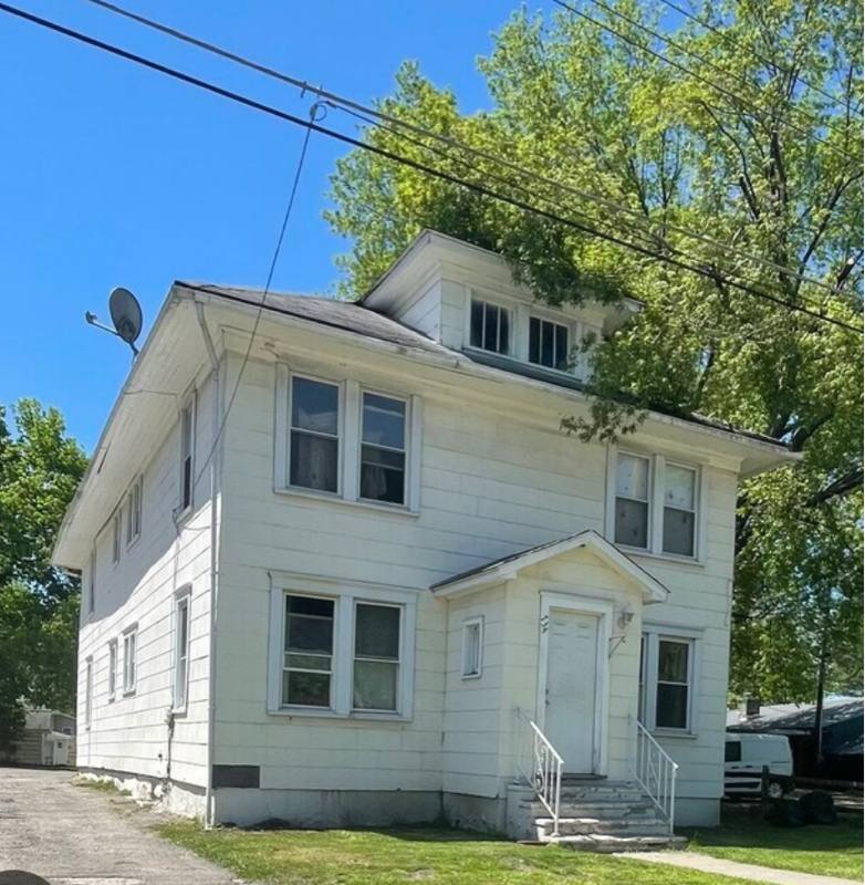 Apartment for rent at 734 Riverside Dr #1S, Johnson City, NY 13790